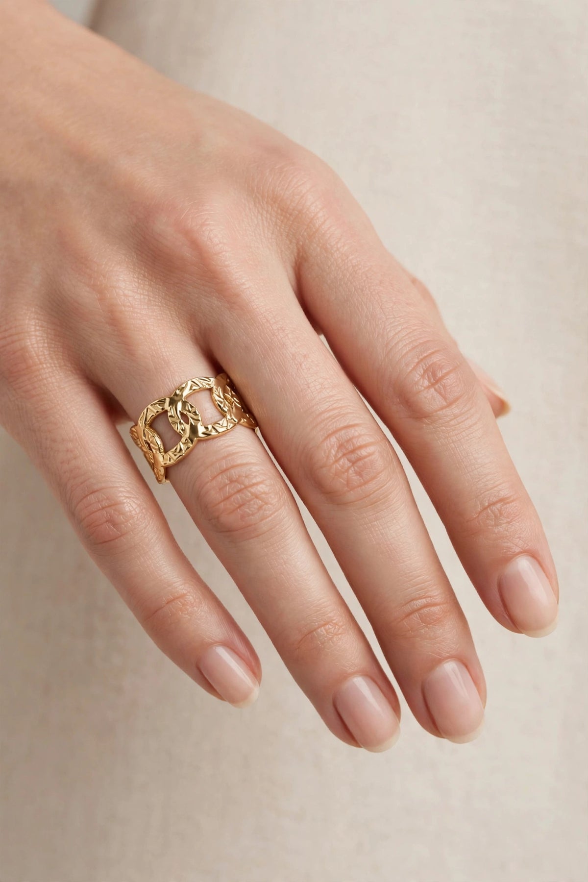 Anillo Monograma Dorado